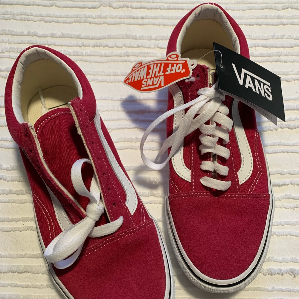 NWT Vans Old Skool pink lace up sneakers